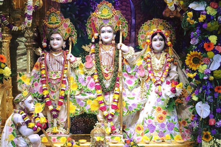 ஸ்ரீ ராம நவமியில் ரகுகுல சோமனை பக்தியுடன் வழிபடுவோம்!